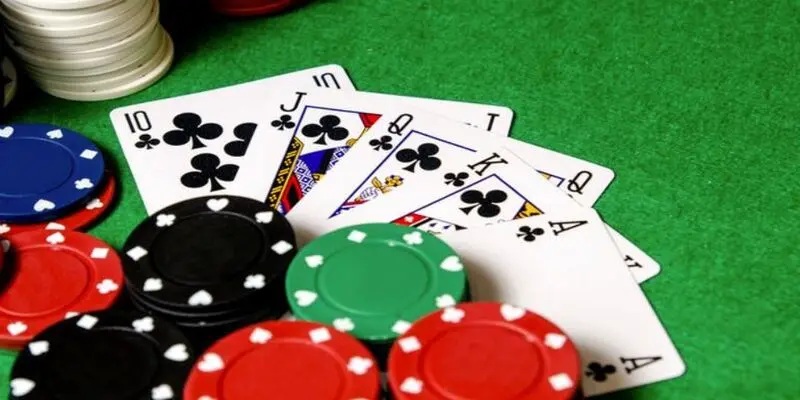 Cách chơi Phỏm 77bet với sự kết hợp giữa may mắn và chiến lược