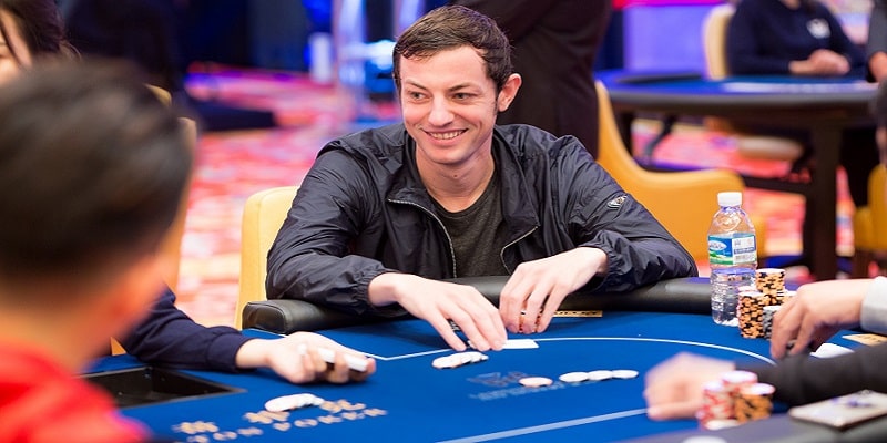 Cao thủ poker Tom Dwan trải qua nhiều thăng trầm trong cuộc đời, sự nghiệp